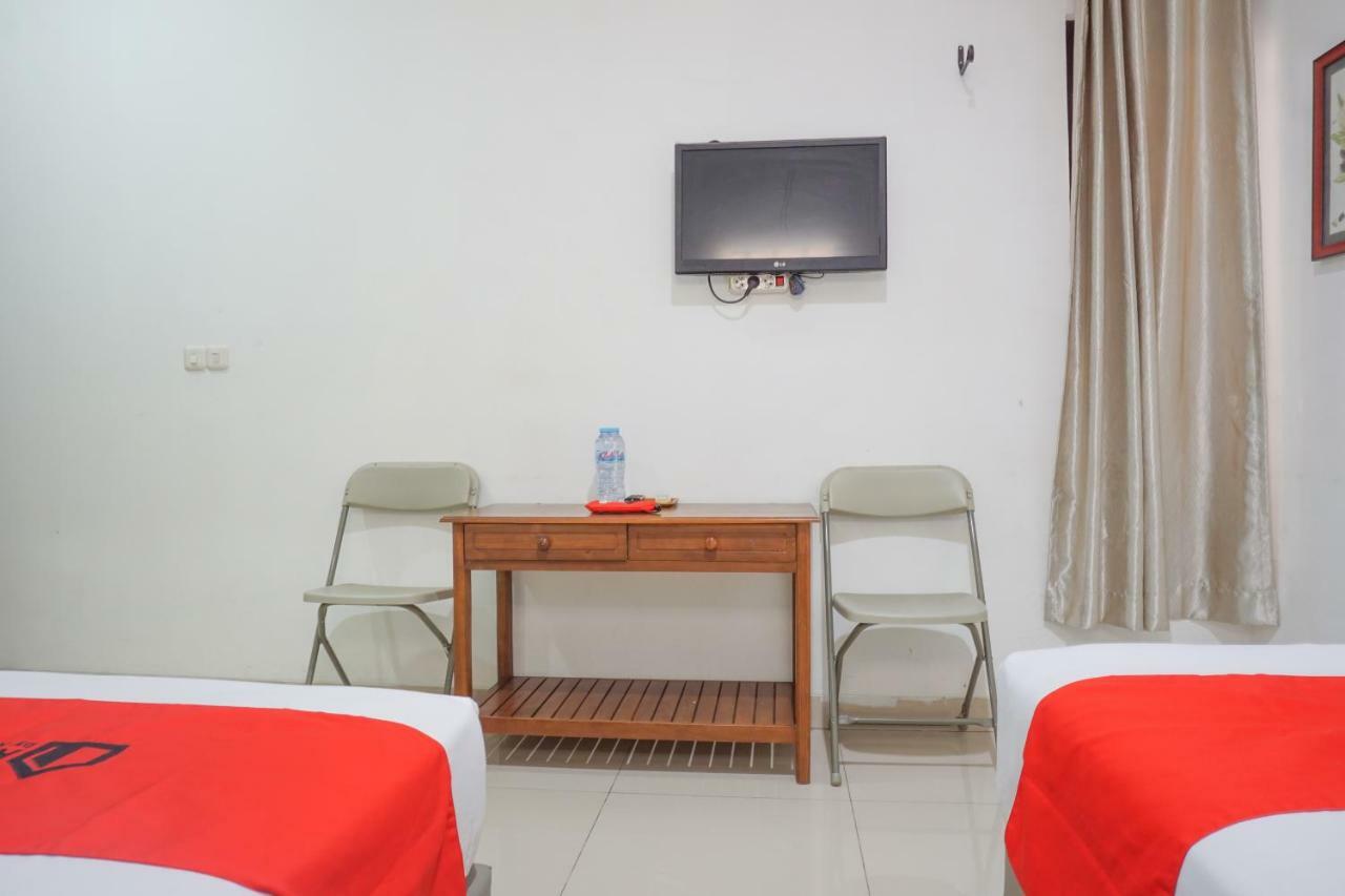 Residences By Reddoorz Syariah @ Buah Batu Bandung Exterior photo